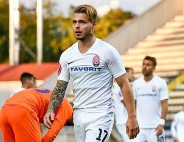 Богдан Леднев: «Стать футболистом – мечта детства»